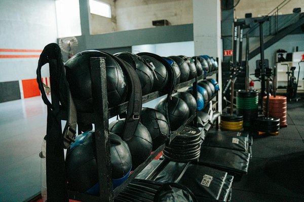 Boost your weightlifting power: harness the magic of visualization techniques for peak performance